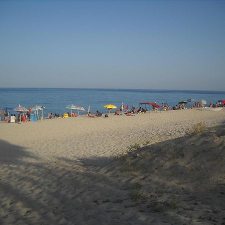 Aquamarine Residence Davoli Zewnętrze zdjęcie