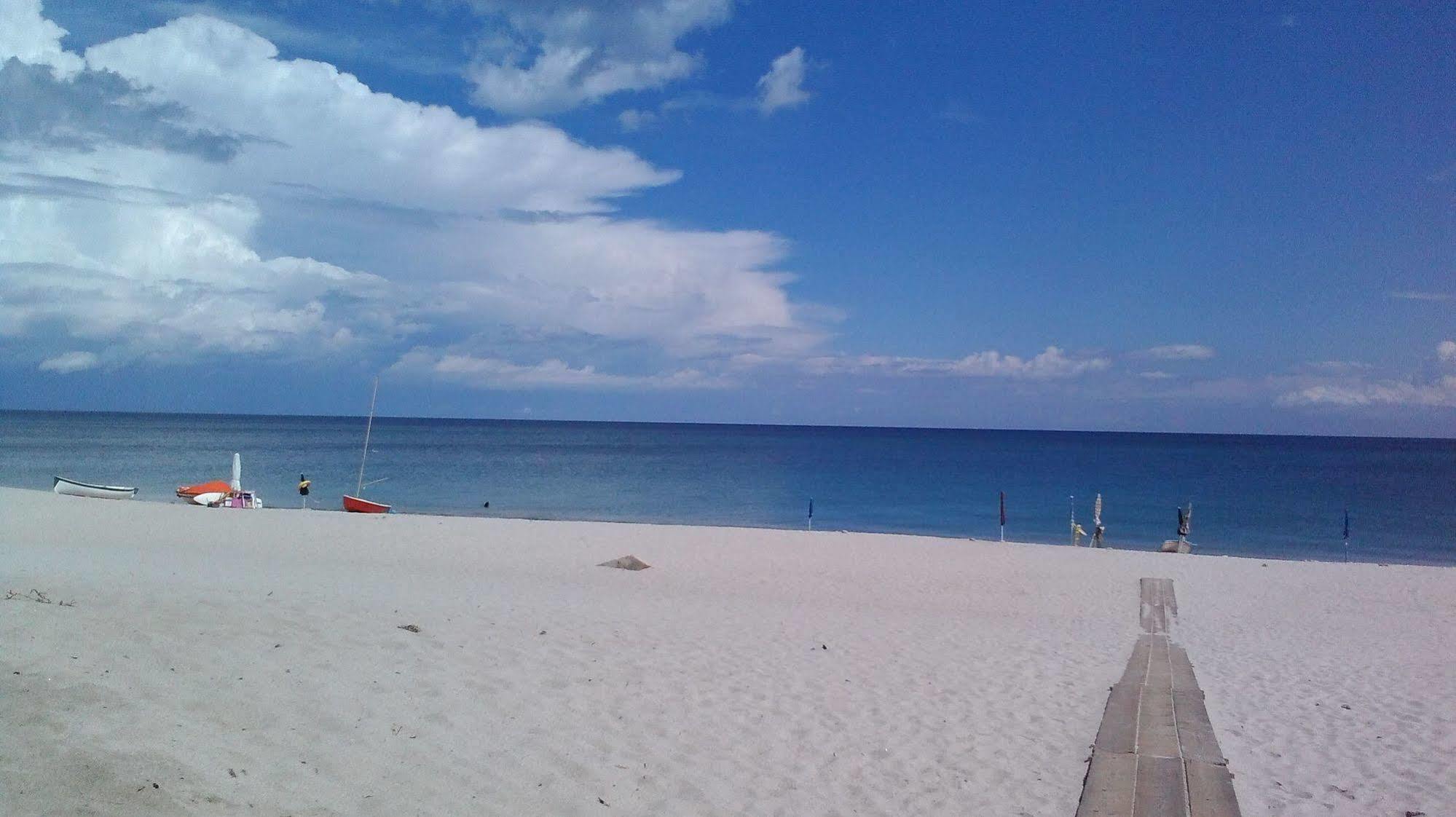 Aquamarine Residence Davoli Zewnętrze zdjęcie
