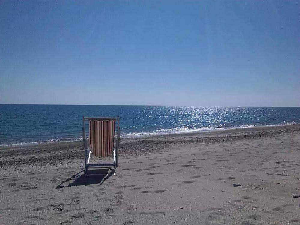 Aquamarine Residence Davoli Zewnętrze zdjęcie